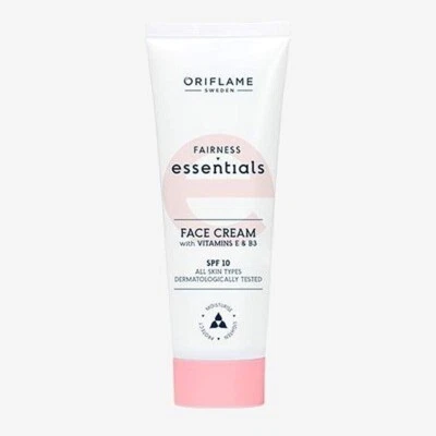 Oriflame Sweden Fairness Essentials FaceCream  with VitaminsE &B3 SPF 10 50ml - Image 1 of 4
