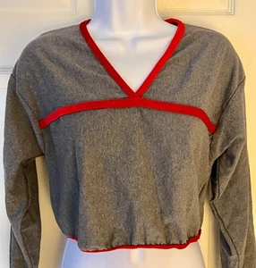 GK Elite GRAY CROP TOP LADIES LARGE LgSLV COTTON/SPANDEX RED VELVET TRIM Sz AL - Picture 1 of 8