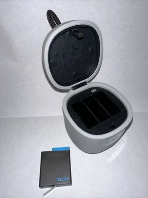 Telesin 3 Ranuras GoPro Hero 5/6/7 Base de Carga de Batería Base Estuche con 1 Batería Foto 1 de 4