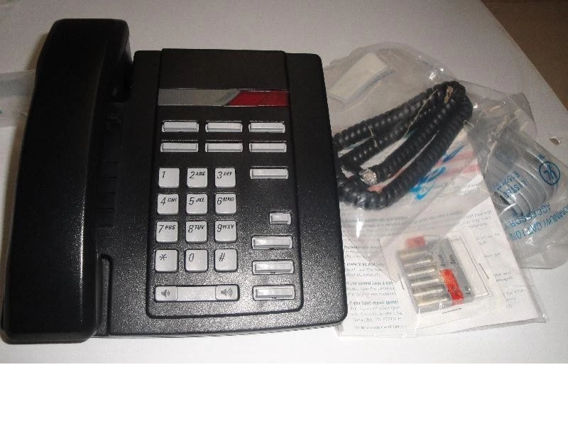 NEW Aastra M8009 Analog Business  Phone  M8009  BLACK W/ LABELS, HANDSEt, CORDS - Image 1 of 1
