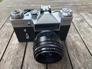 Zenit E SLR camera 1980 Moscow Olympics edition, with Helios 44/2 lens - Picture 1 of 8