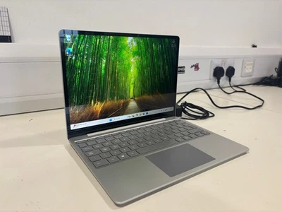 Microsoft Surface Laptop Go i5-1035G1 256GB SSD 8GB Ram 12.4" Touch Win 11 [1] - Image 1 of 4