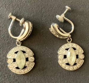 En muy buen estado Pendientes de plata de ley diamantes de imitación transparentes talla diamante colgante tornillo trasero  - Imagen 1 de 5