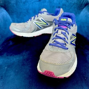 New Balance Size 11 Women's Tennis Shoes 450v3 Gray Running Athletic - Picture 1 of 12