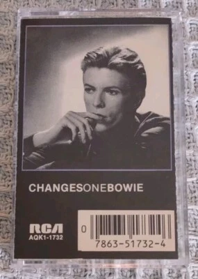 1976 David Bowie Cassette: ChangesOneBowie.  Tested Sound In Excellent Condition - Image 1 of 4