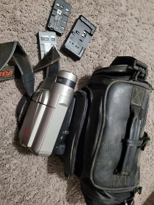 RCA CC6383 Camcorder Compact AutoShot Steady Pix ColorView Slim Design Untested - Image 1 of 4