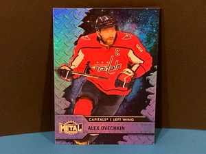2020-21 Metal Universe Alex Ovechkin #8 Blue Spectrum Washington Capitals - Bild 1 von 2