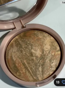 LAURA GELLER BAKED BALANCE N GLOW ILLUMINATING FOUNDATION~ - Picture 1 of 3