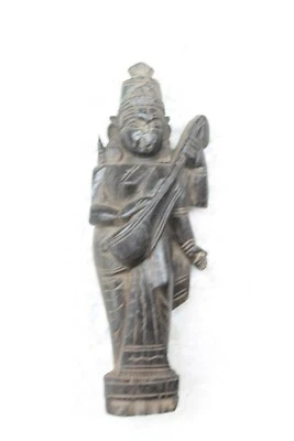 Antigua estatua tallada a mano de palo de rosa diosa del conocimiento Saraswati NH6135 Foto 1 de 4