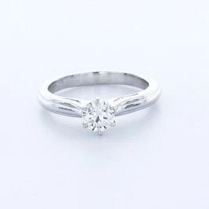 ANILLO SOLITARIO CLÁSICO ORO BLANCO 18K CORTE REDONDO E/VS2 DIAMANTE CREADO EN LABORATORIO 0,7 QUILATES - Imagen 1 de 4