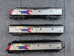Amtrak E-8 ABA Diesel Engine Set w/Proto-Sound 20-20049-1 - Picture 1 of 16