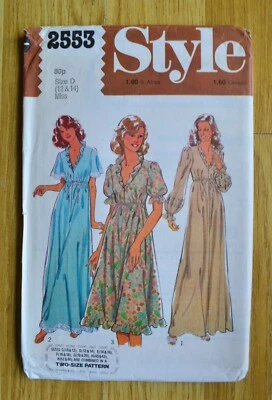 Style Size D (12 & 14) Pattern 2553 Misses Nightdress in two Lengths - Image 1 of 4