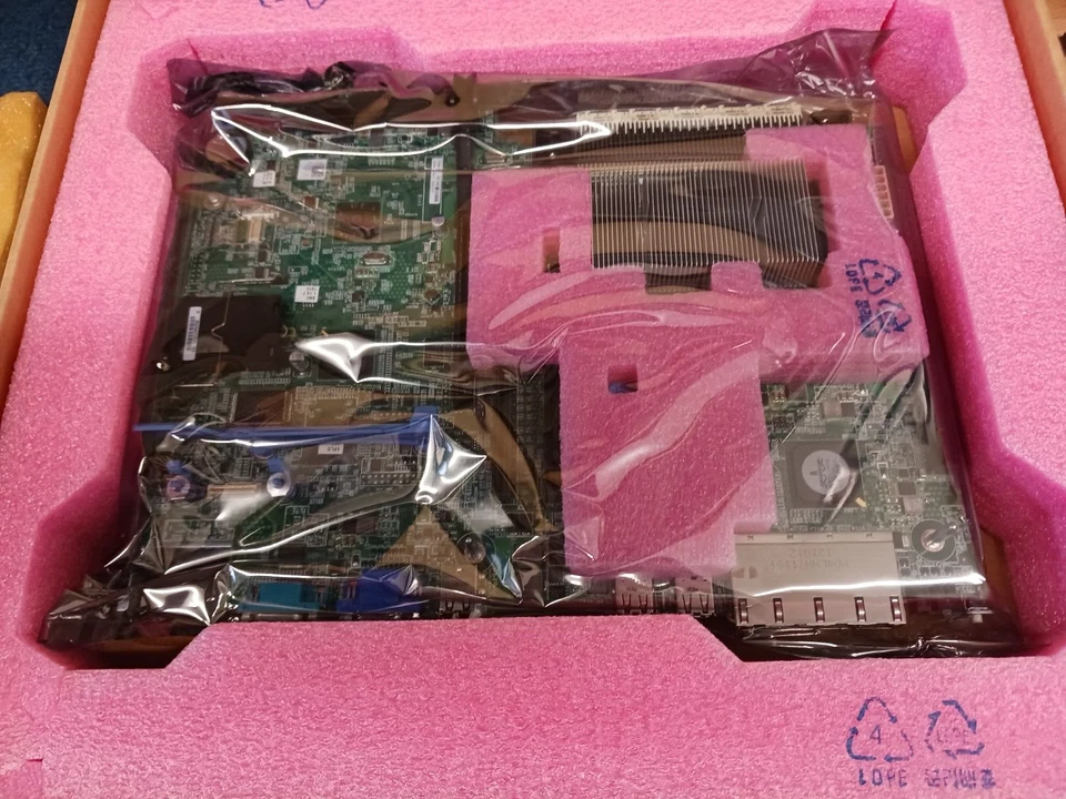 NEW Genuine SERVER DELL POWEREDGE R815 AMD Motherboard  FH3FC no CPU - Image 1 of 1