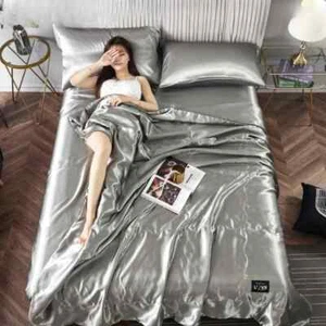 New High-quality Silk Summer Quilt Soft Air Conditioner Solid Color Thin Quilt - Picture 1 of 20