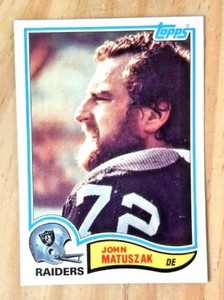 1982 TOPPS JOHN MATUSZAK CARD#195 NR-MINT GOONIES RAIDERS CHIEFS REDSKINS
