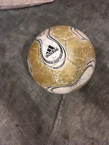 Adidas Vollyball used ball - Picture 1 of 3