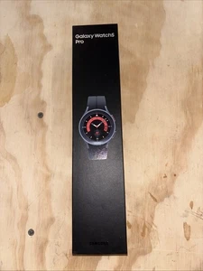 Samsung Galaxy Watch5 Pro 45mm R925N GPS + Cellular brand new sealed Never Used - Photo 1 sur 4