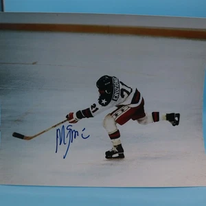 Mike Eruzione Signed 8x10 Photo Autographed - 1980 OLYMPIC MIRACLE ON ICE - Picture 1 of 5