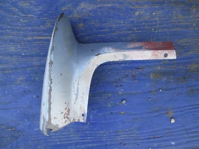 Oldsmobile Cutlass 1966 extensión guardabarros lateral derecho OEM Foto 1 de 4