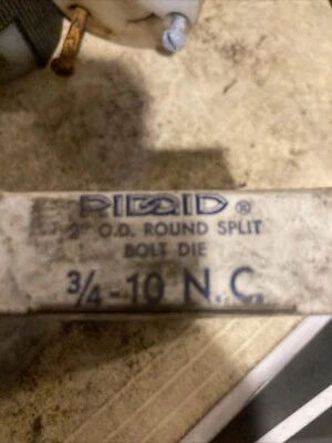 New Old Stock Ridgid 00-RB 3/4in-10 Round Split Bolt Die 38370 - Image 1 of 4