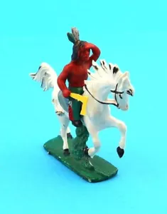 Plaho Pferd und spähender Indianer mit Tomahawk DDR - Bild 1 von 5
