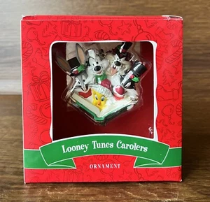 Looney Tunes Carolers Resin Ornament Warner Bros Studio Store 2000 - Picture 1 of 8