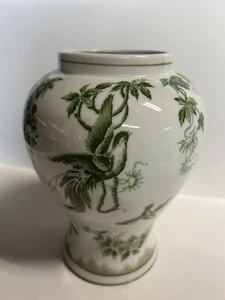 Andrea By Sadek Vase With Parrot Design - Picture 1 of 7
