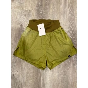 Women nike running shorts size xs - Picture 1 of 6