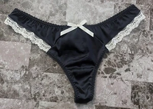 NWT VICTORIA'S SECRET LARGE SATIN SMOOTH WHITE LACE VINTAGE RARE THONG PANTIES - Picture 1 of 4