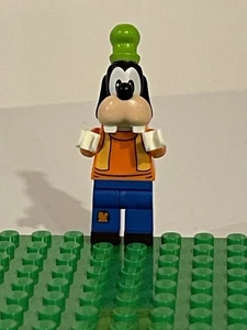 Lego Disney Train #71044 Goofy Minifigure - Picture 1 of 4