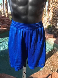 Adidas Shorts MENS Size M - Picture 1 of 4