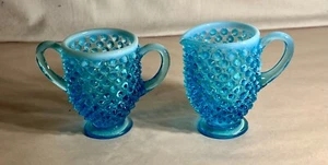 Fenton blau schimmernd Nagellack 3 1/4" Milchkännchen und Zucker - Bild 1 von 1