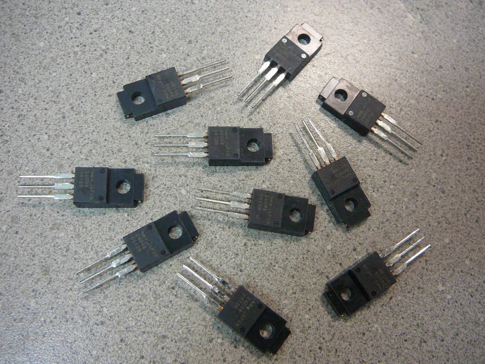 NEC LDO Linear Voltage Regulator 1A 9V 2% 24 Vin 3-Pin MP-45G  **NEW**  Qty.10 - Image 1 of 1