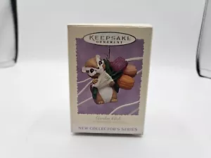 Hallmark Keepsake GARDEN CLUB Easter Ornament Christmas Chipmunk Flower Bouquet - Picture 1 of 5