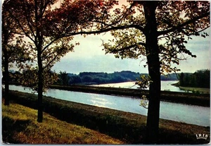 Treffen des Kanals, der Eisenbahn und der Garonne Postkarte um 1977 - Bild 1 von 2