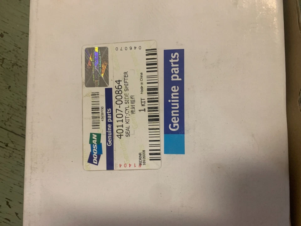 Doosan 401107-00864 Side-Shift Cylinder Seal Kit - Image 1 of 1