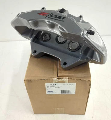 New OEM genuine GM Front Brake Caliper 2014-2015 Camaro Z28 7.0 22958607 RH LS7 - Image 1 of 4