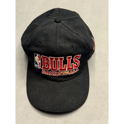 Sombrero de Colección Champion Chicago Bulls Snapback Logo NBA Script Negro Mezcla de Lana Foto 1 de 4