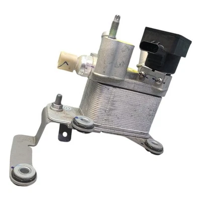 POLESTAR 2 FL Engine Oil Cooler 32373356 - Image 1 of 4