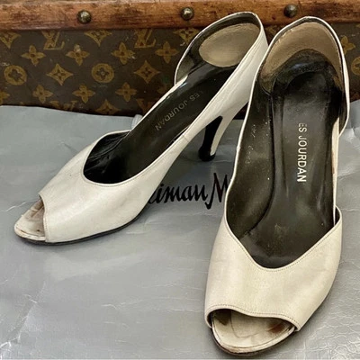 RARE VINTAGE 1980s CHARLES JOURDAN WHITE LEATHER OPEN TOE SIDE HEELS SHOES 7.5 B - Image 1 of 4