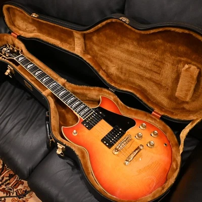 1998  YAMAHA SG2000 Red Sunburst + genuine Yamaha hard case 【Near-Mint】(G279) - Image 1 of 4