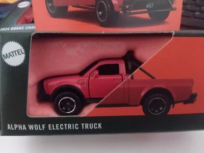 CAMIÓN ELÉCTRICO MATCHBOX 2025 PIEZAS MÓVILES ALPHA WOLF ROJO Foto 1 de 3