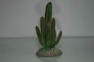 Vivarium Reptile Cactus With Rock Base 6 x 6 x12.5 cms Desert Plant  - Picture 1 of 4