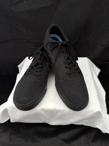 Size 12 - Nike Charge Canvas SB Triple Black - Picture 1 of 8