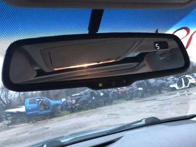 Rear View Mirror Canada Market Automatic Dimming Fits 09-14 MATRIX 925377 - Image 1 of 4