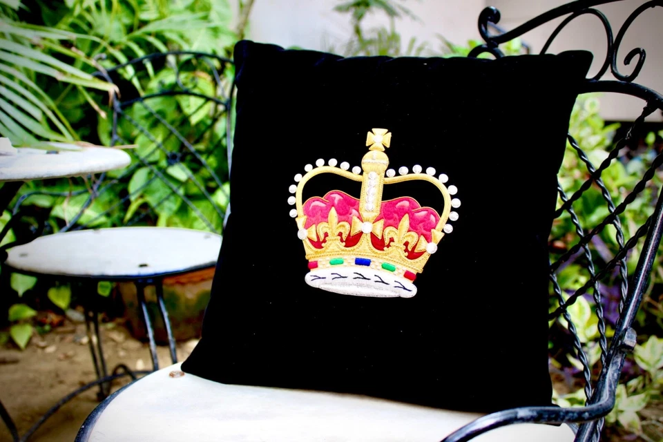 The Crown Gold/ Silver bullion embroidered Pillow Case, on black velvet, stitche - Image 1 of 4