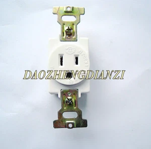 10PCS nuevo PARA 15A 125V LK3021F Enchufe empotrado - Imagen 1 de 3