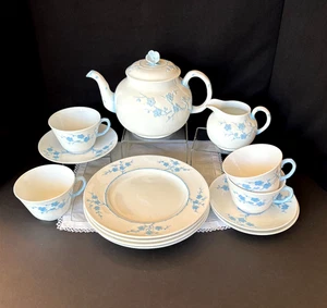 Spode Copeland Blanche de Chine Geisha Lt blue tea set; England ca 1940-1956 - Picture 1 of 11