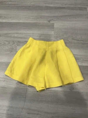 Pantalones Cortos Mujer Zara Talla XS Usados Excelente Estado Foto 1 de 4