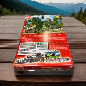 Ho Scale Busch Wildlife Park Accessories Kit 1589 - Picture 1 of 2